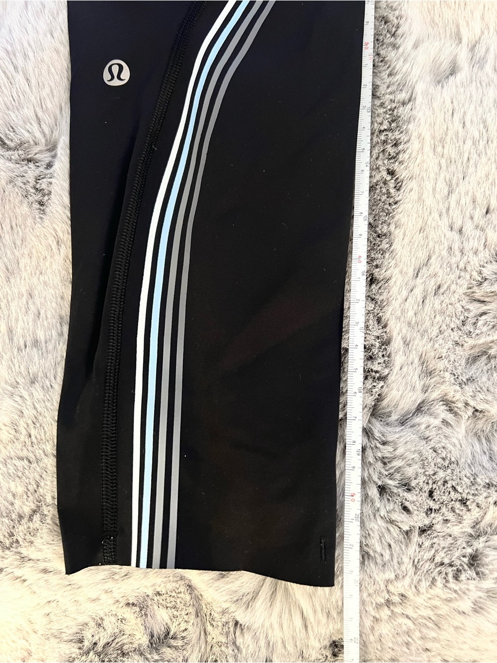 Lululemon Speed Limit High-Rise Crop 23" Black Reflective Stripe Leggings Size 8 - Picture 12 of 12